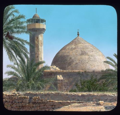 Jenin. The mosque and minaret