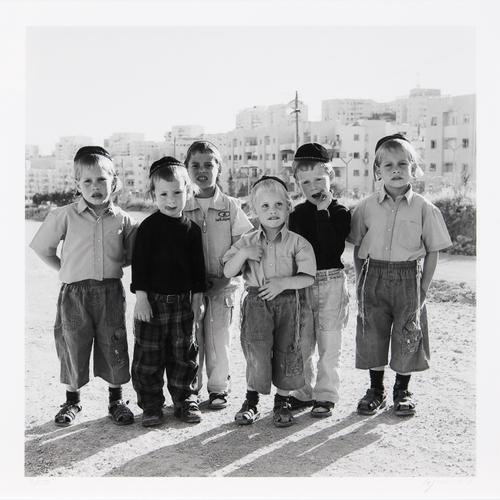 One Family: Nr. 5: Cousin Hannan's grandchildren, Kiryat Sefer, Modiin Ilit, 2005