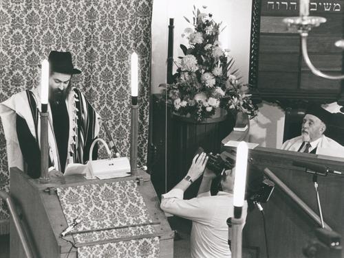 Installatie van rabbijn J.S. Jacobs in de synagoge van Amersfoort