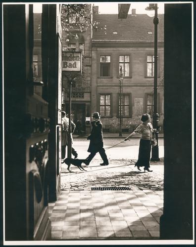 Recalcitrance, Berlin, ca 1929